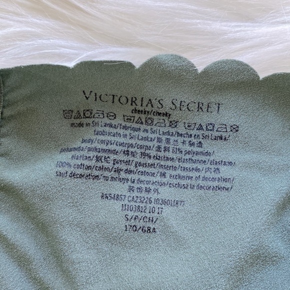 Victoria’s Secret sage green scalloped cheeky panty - Picture 4 of 4